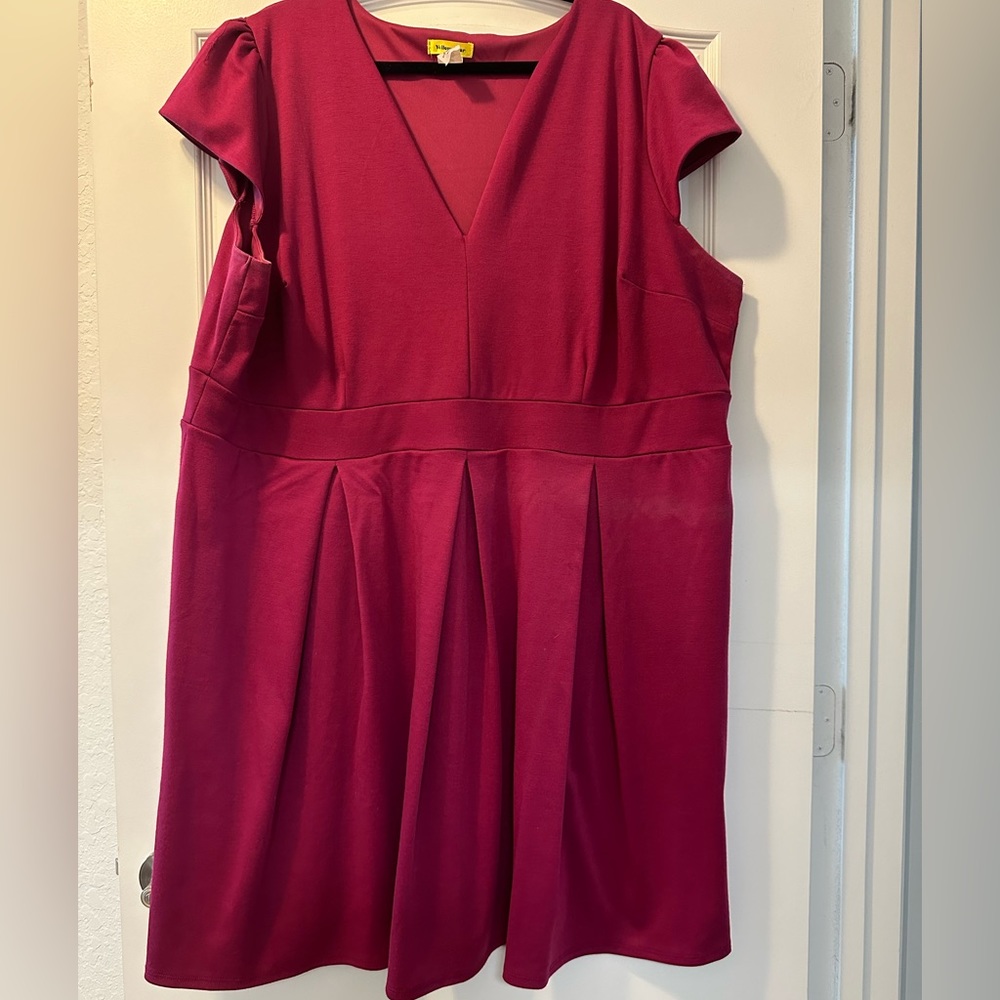 Yellow Star short cranberry dress